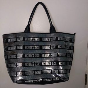 Victoria’s Secret Large Zip Up Tote